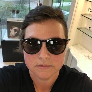 Meet your Posher, Rachel